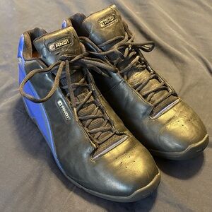 And1 Men's Athletic Shoes in Black and Blue